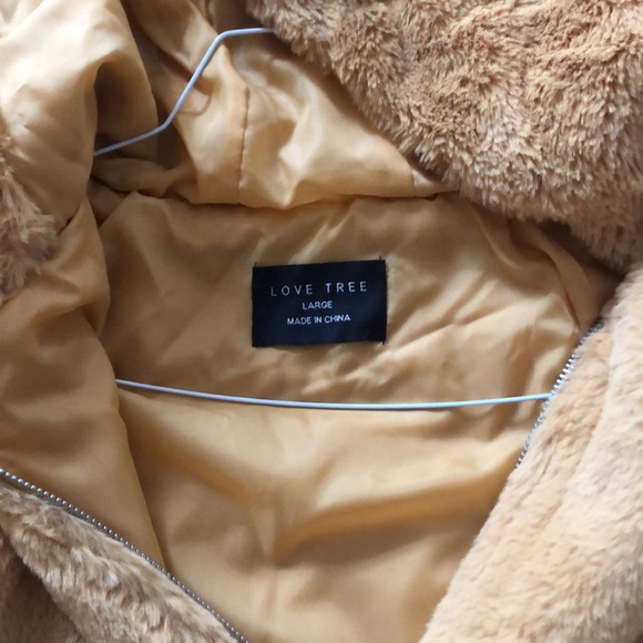 Zip up hooded faux fur jacket - Picture 3 of 3